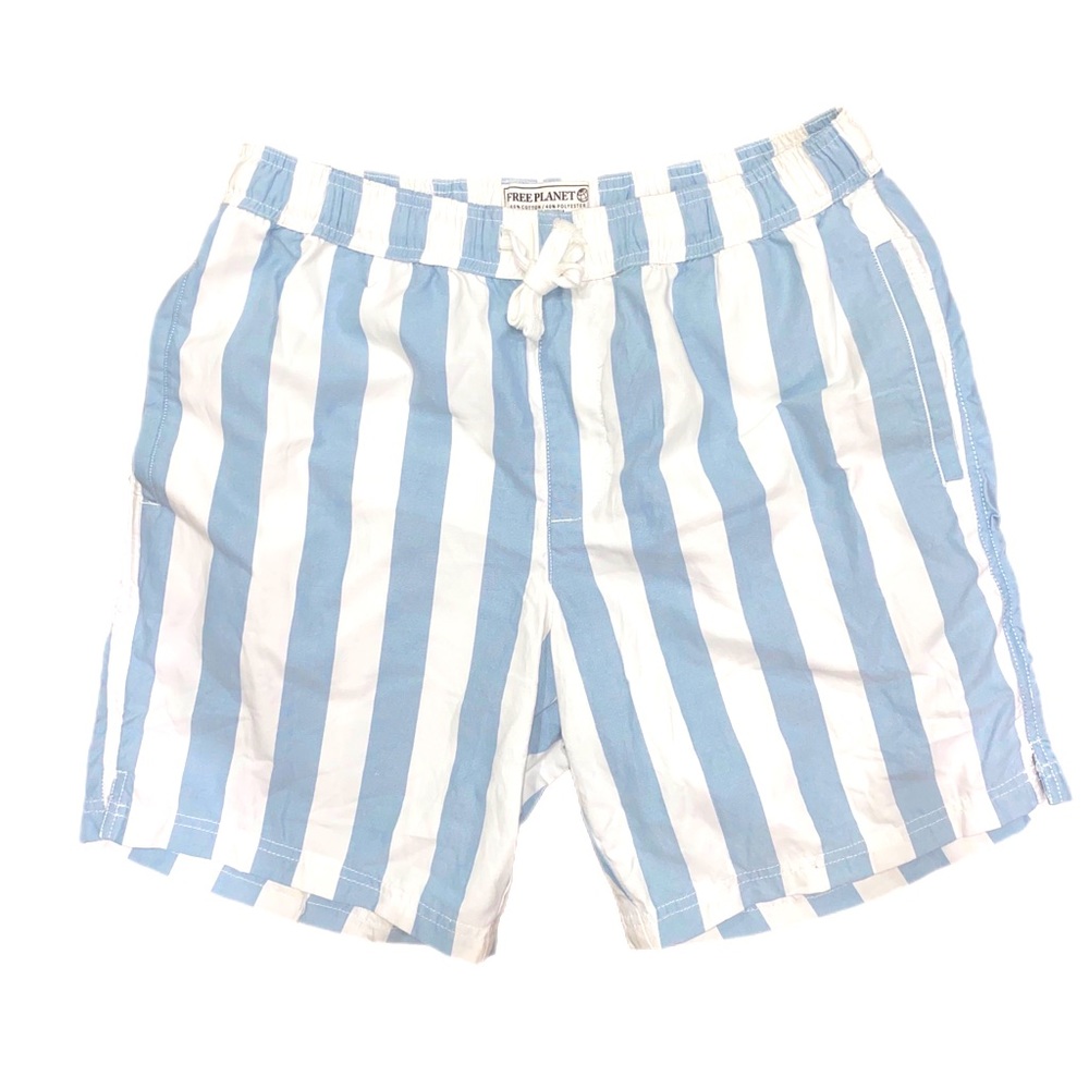 Free Planet Summer Shorts size Large